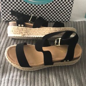 Soda spradille platform sandals